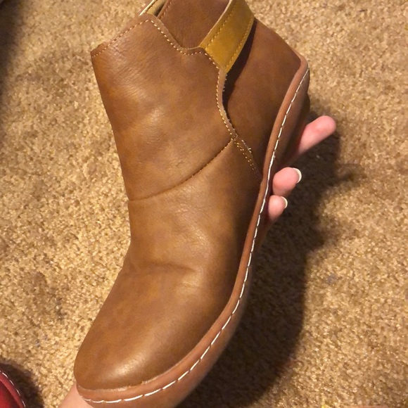 nice boots size 8 - Picture 3 of 3